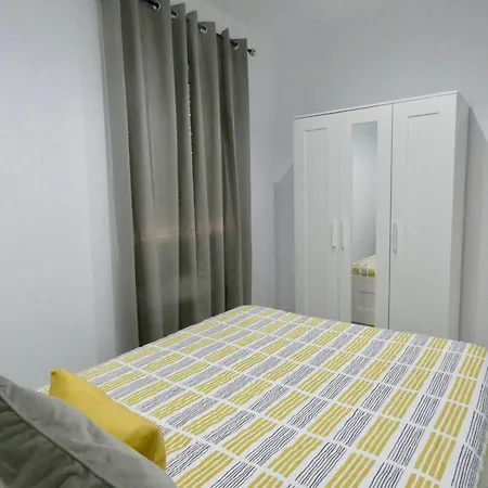 Casa Monturrio Apartment Moguer